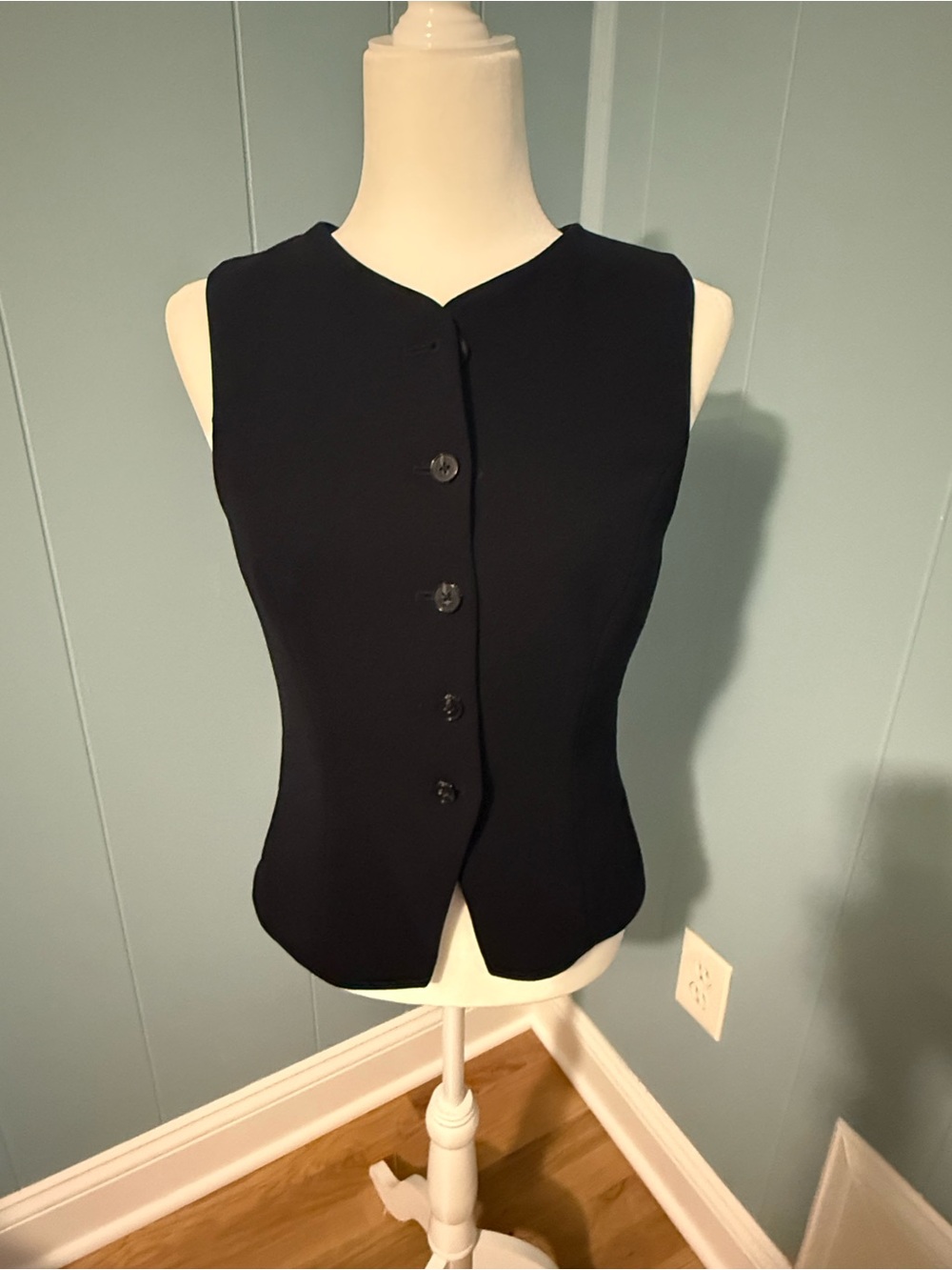 Aritzia Black Tailored Three Piece Suit - Picture 12 of 12